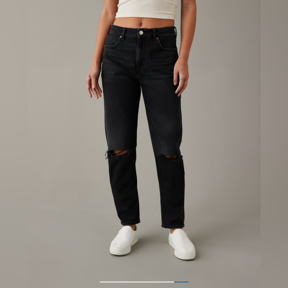 American Eagle Black Mom Jean